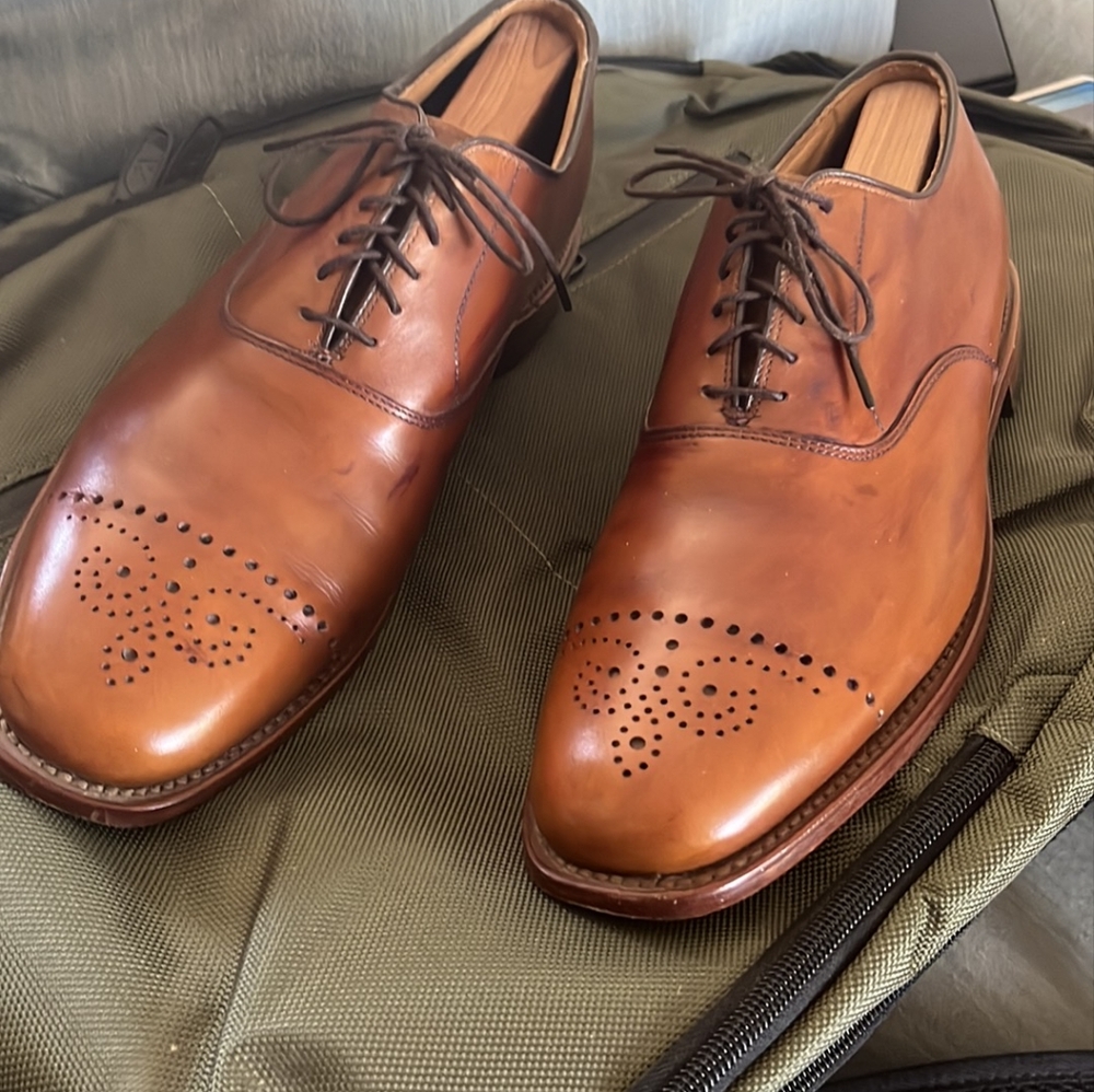 Allen Edmunds Mens dress shoes size 9